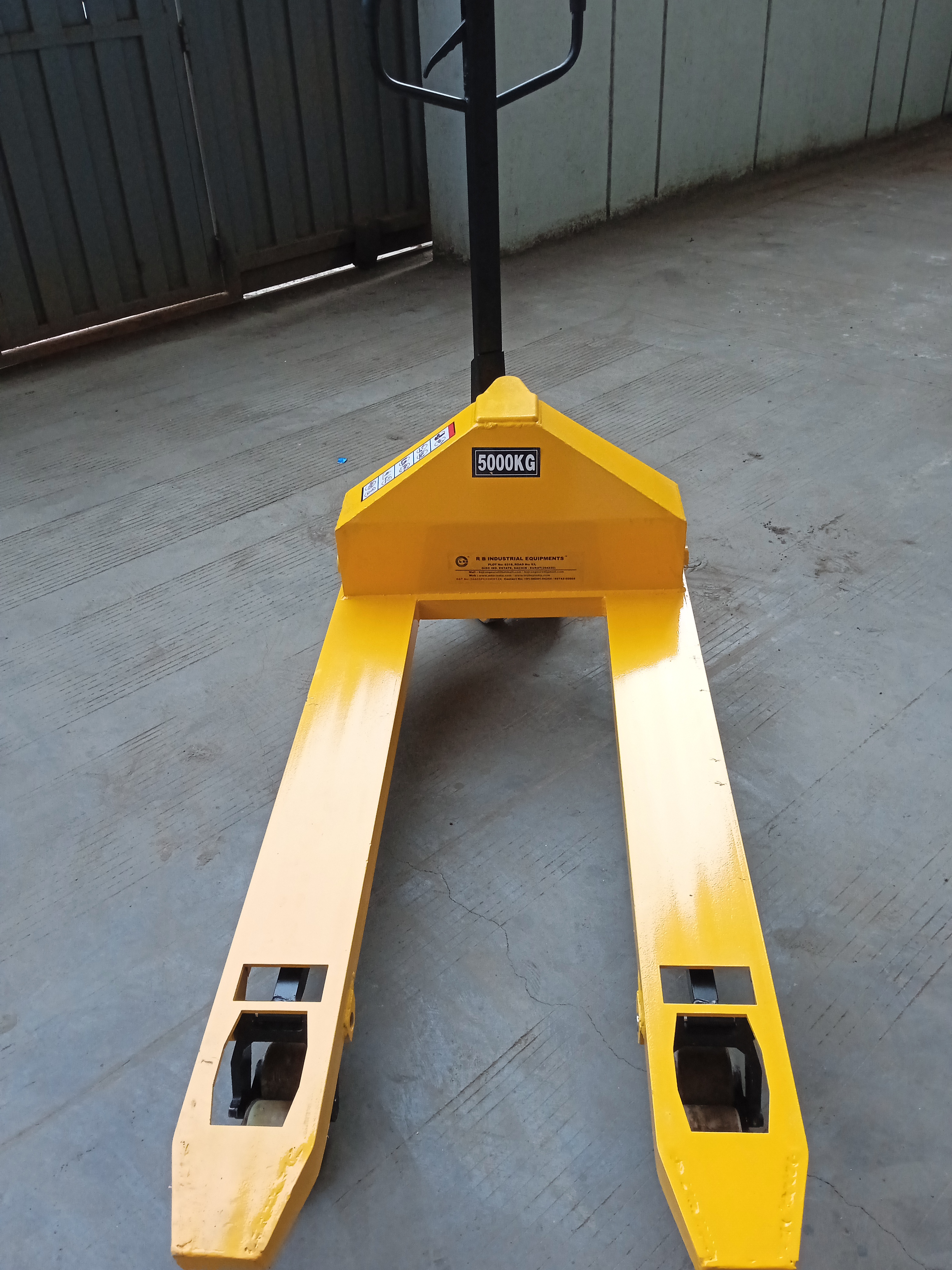 5 Ton Hand Pallet Truck - High-Grade Steel, Standard Size, Yellow - Durable, Easy to Maneuver, Comfortable Operation, 1 Year Warranty