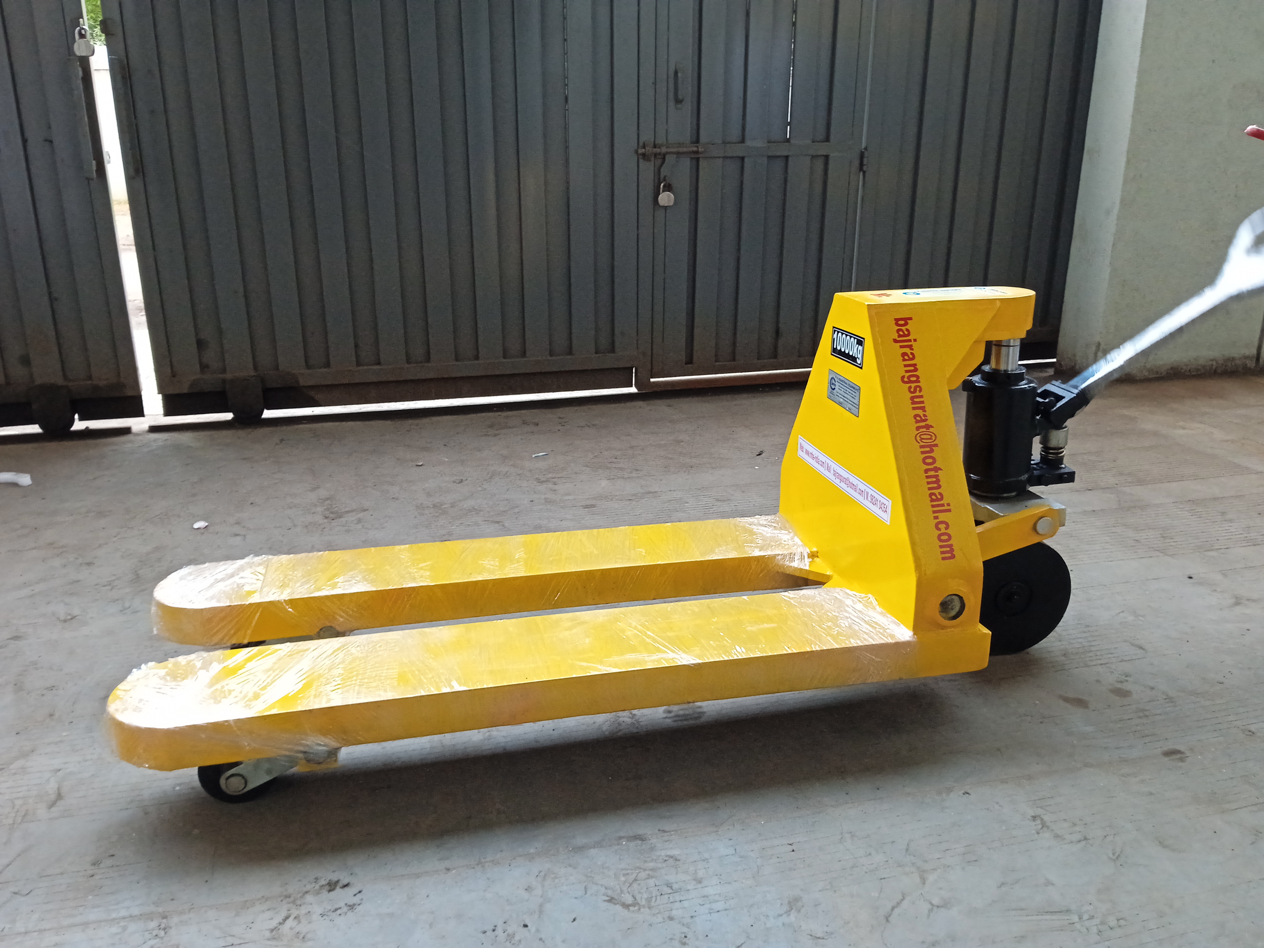 Hand Pallet Truck 10 Ton Hydraulic - Attributes: Strong