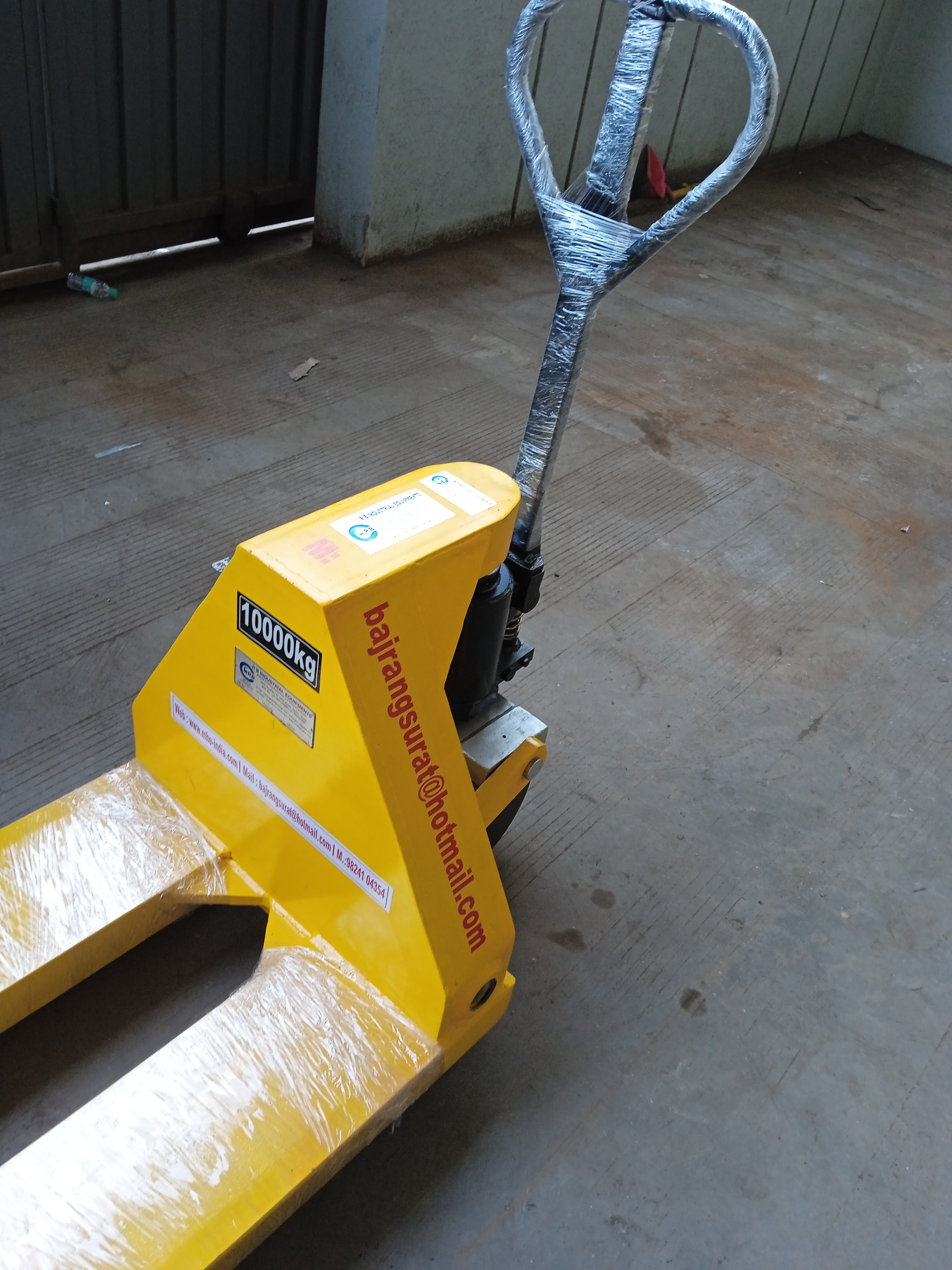 Hand Pallet Truck 3000 Kg