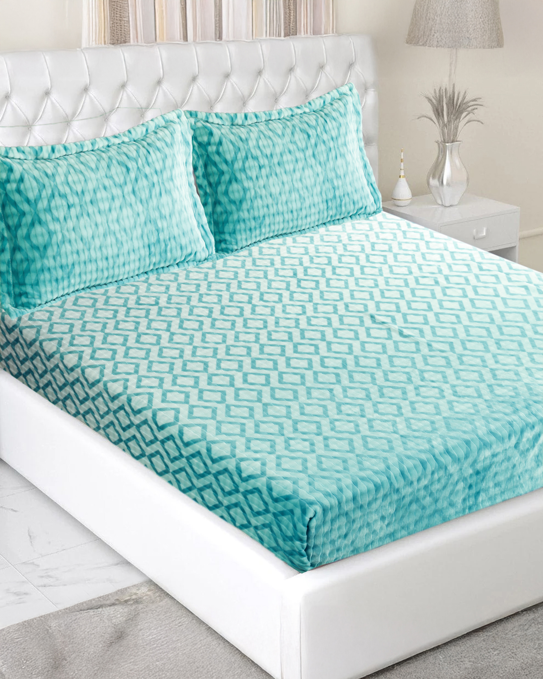 Love Triangle Ac Blanket - Age Group: