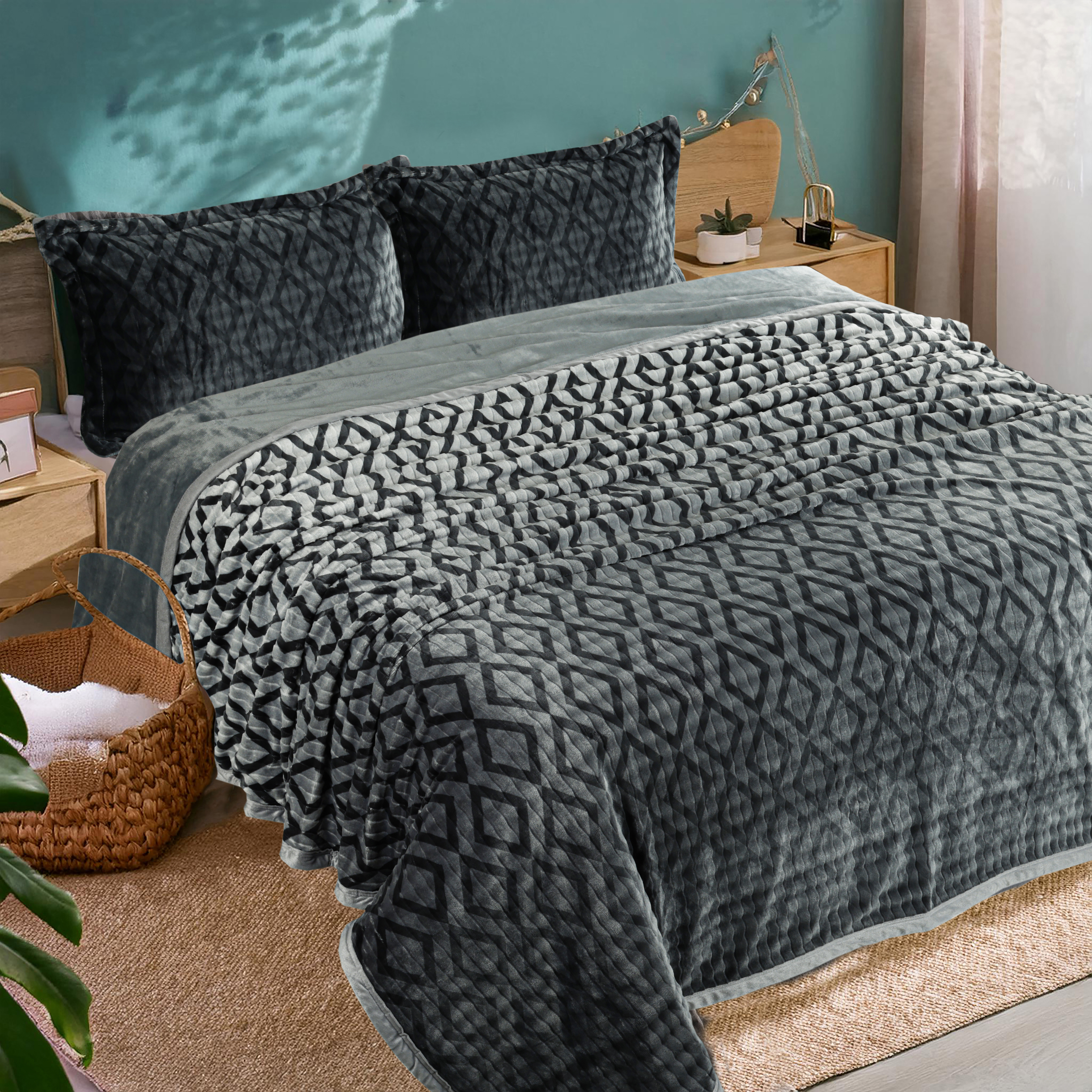 Love Triangle Ac Blanket - Age Group: