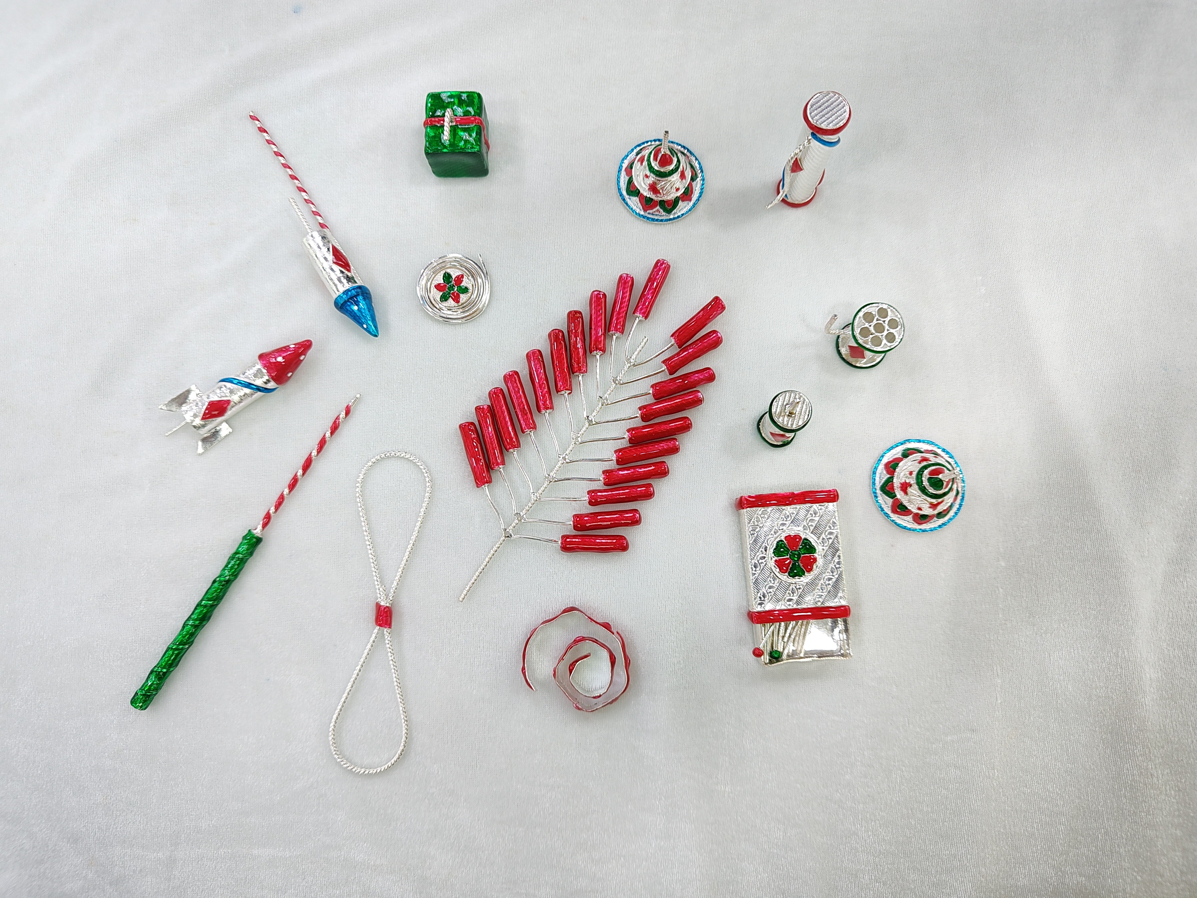 SILVER FIRECRACKERS