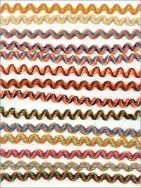 मल्टी कलर रिक रैक लेस