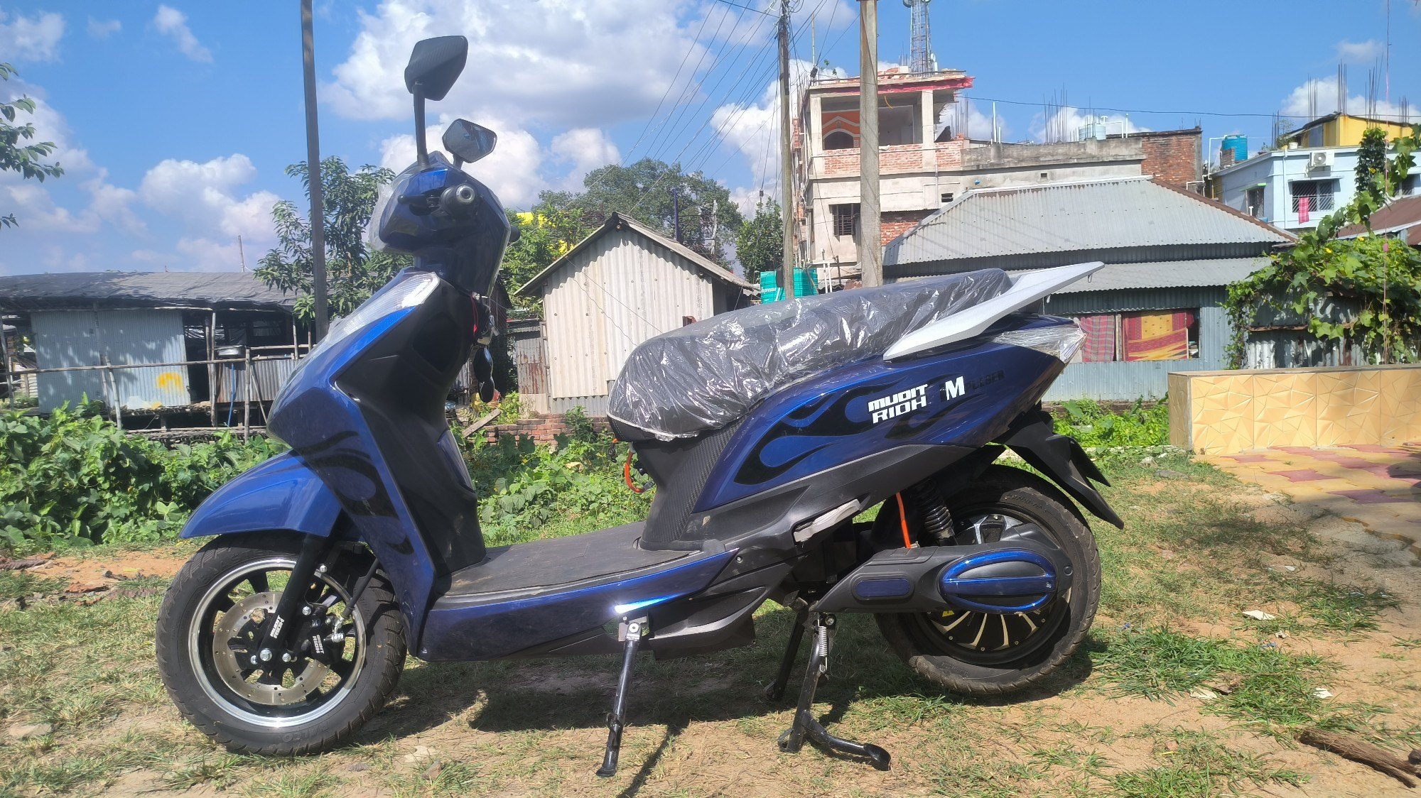 Mudit Ridh Impulser - Battery Life: 1 Years