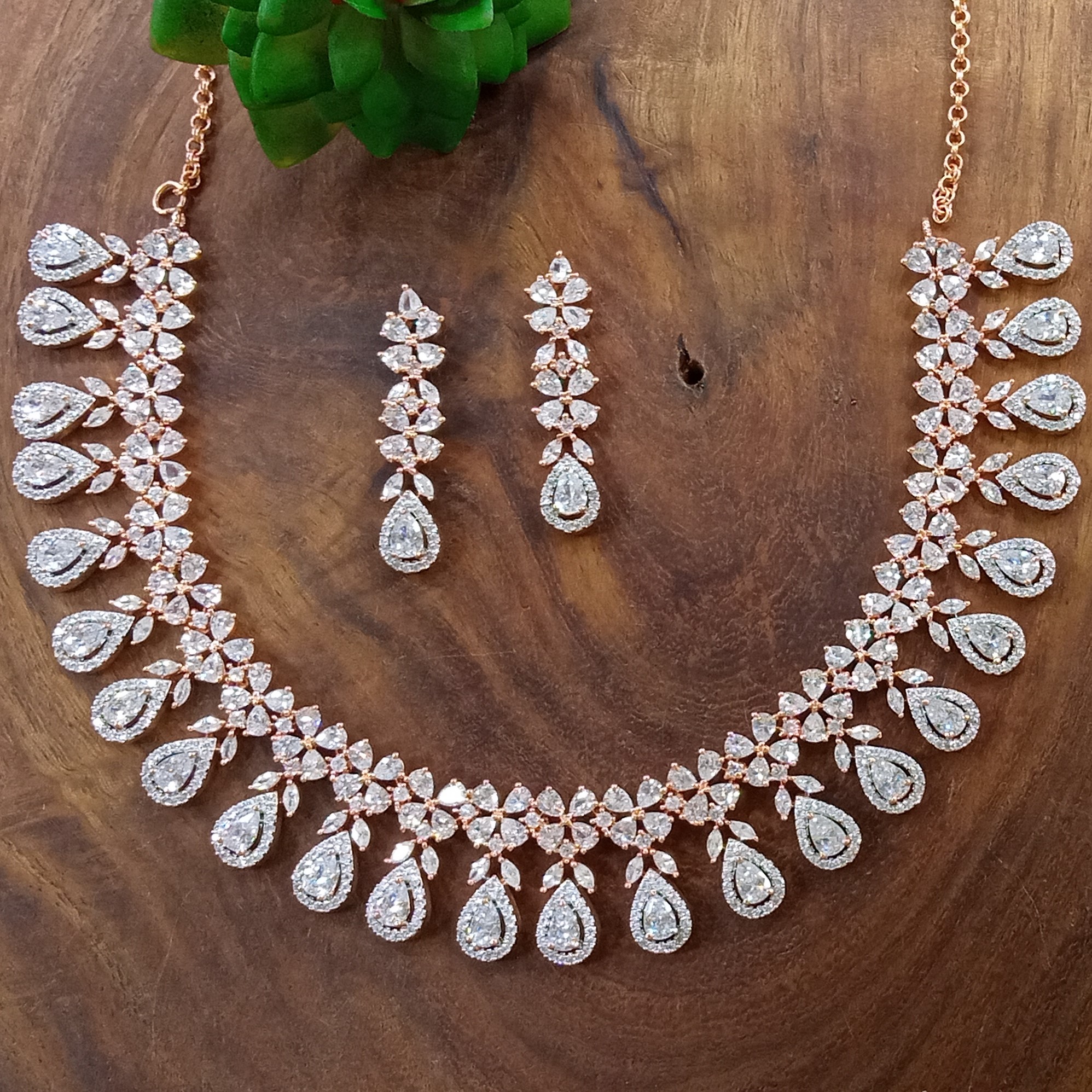 Cubic Zirconia Pearl Necklace Set