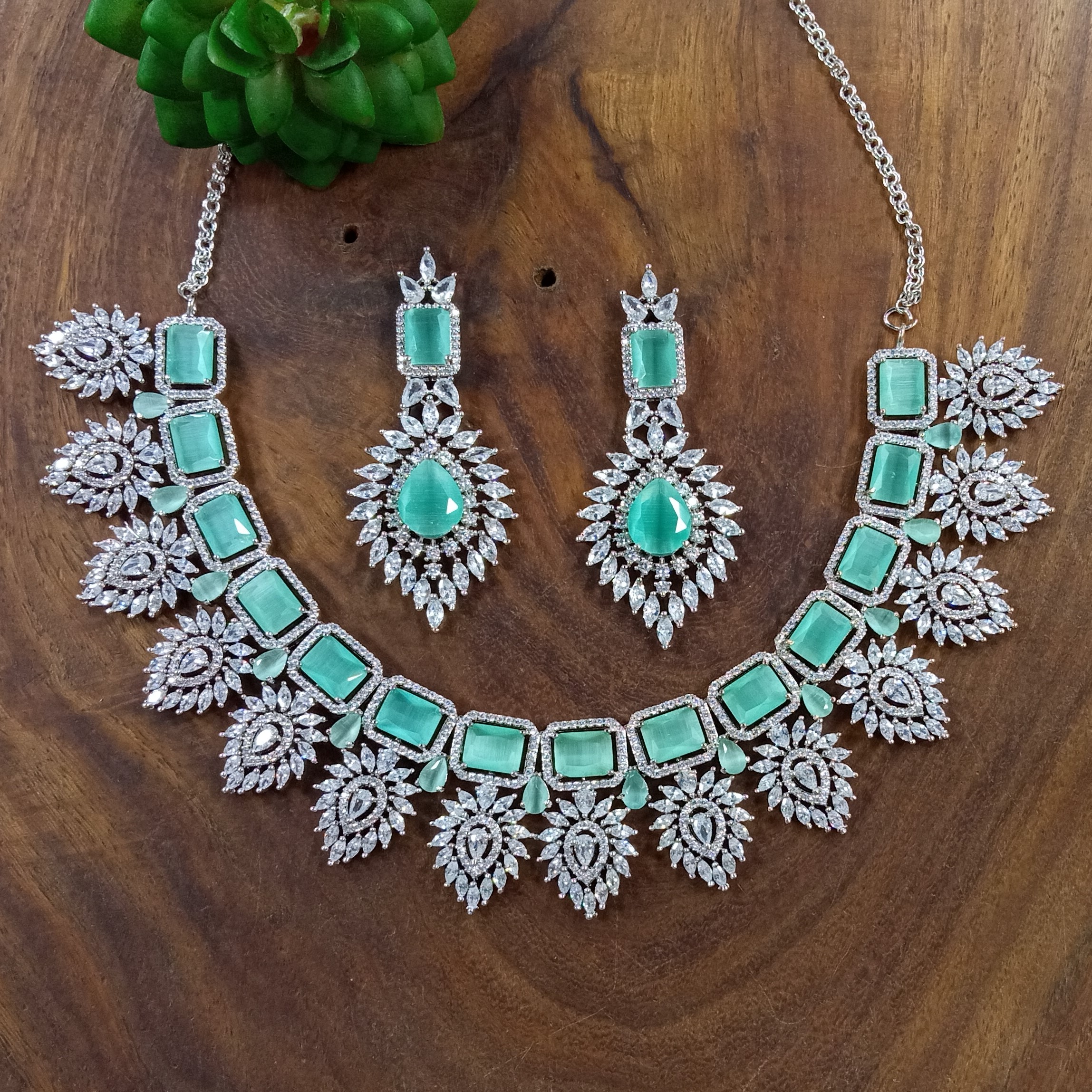Cubic Zirconia Necklace Set - High Quality Guaranteed Fashion Jewelry | Elegant Diamond Cut & Flawless Enhancements For Stunning Appeal
