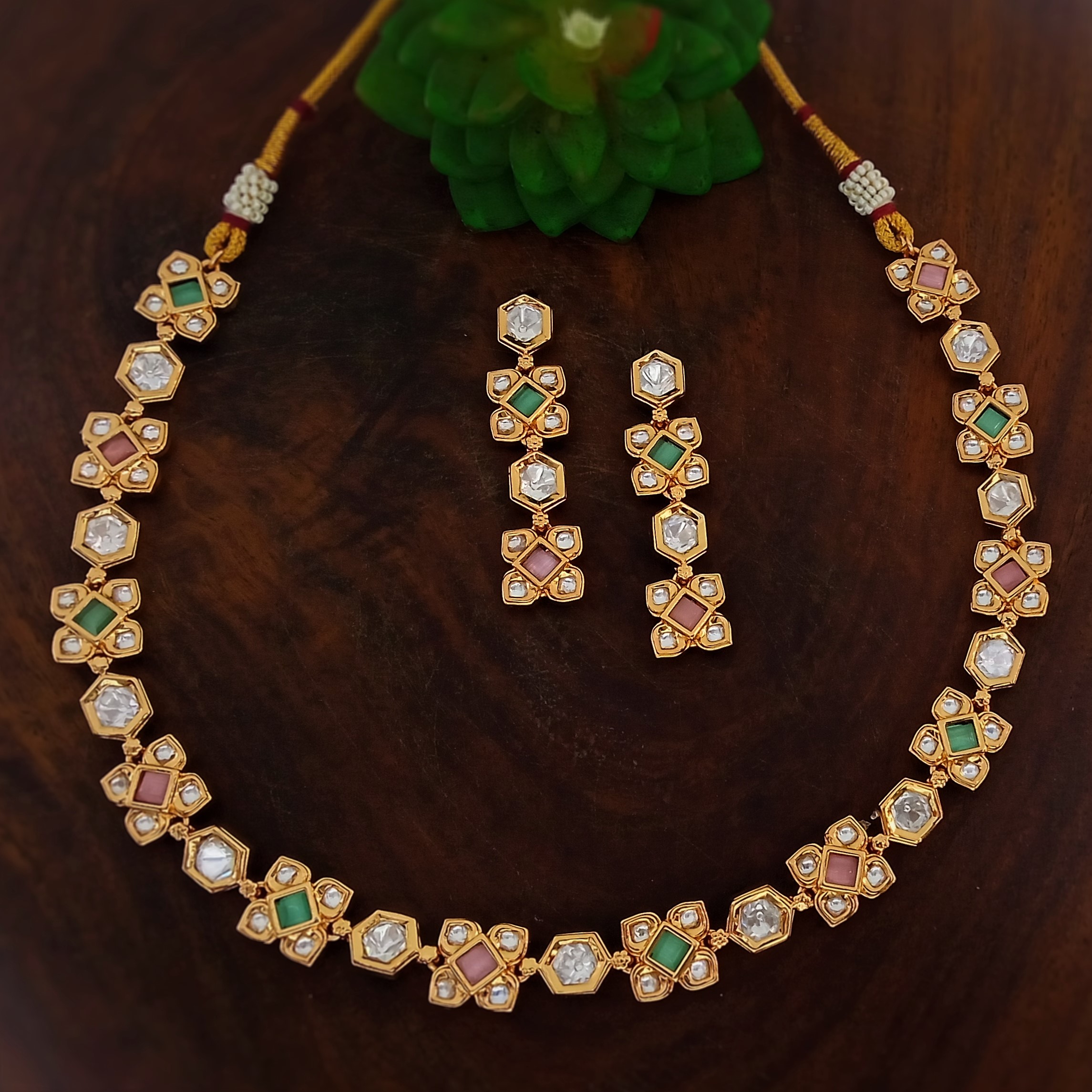 Kundan Necklace Set