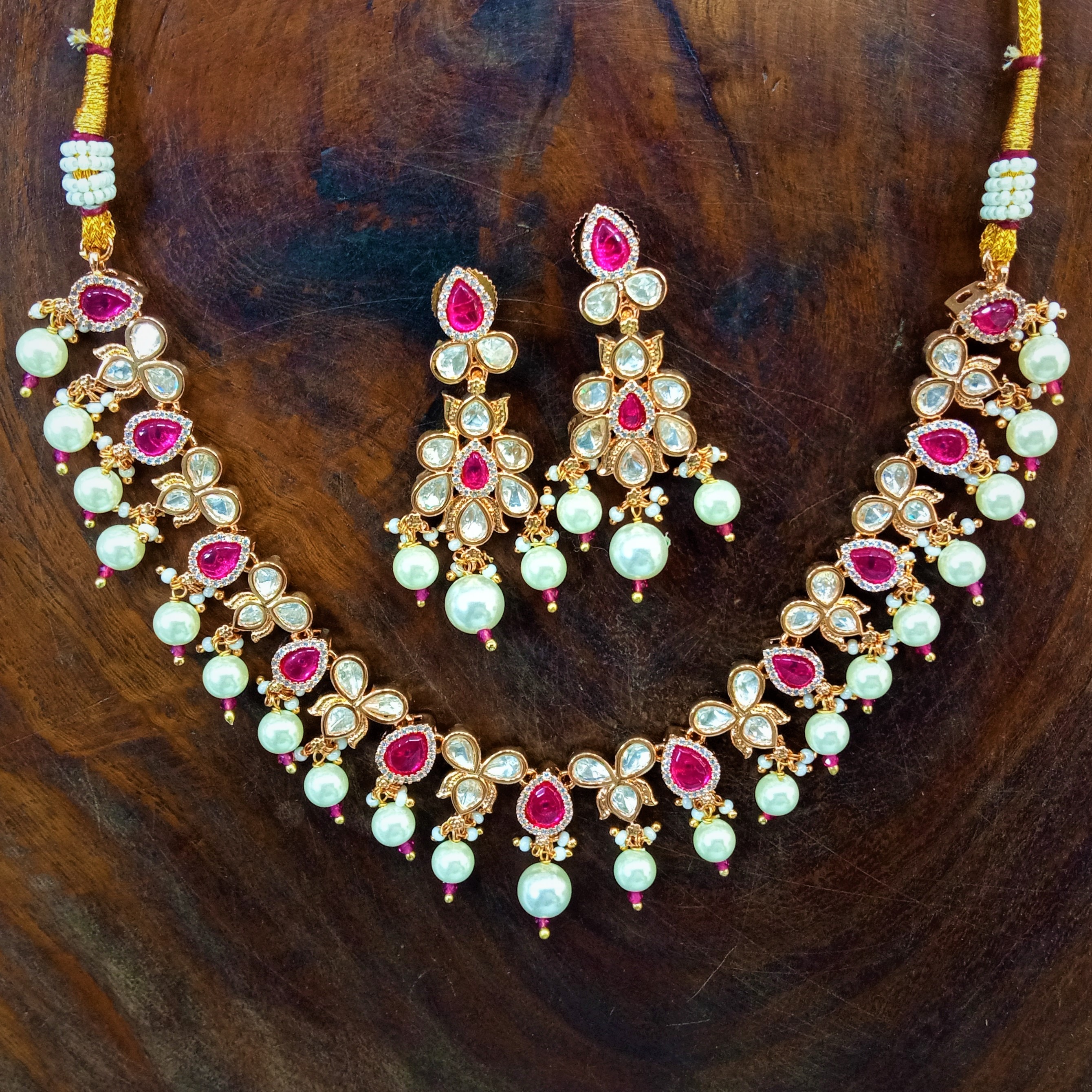 Kundan Necklace Set