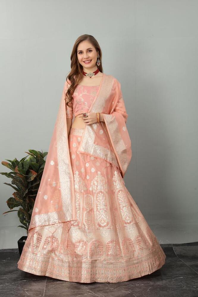 BANARSI LEHENGA