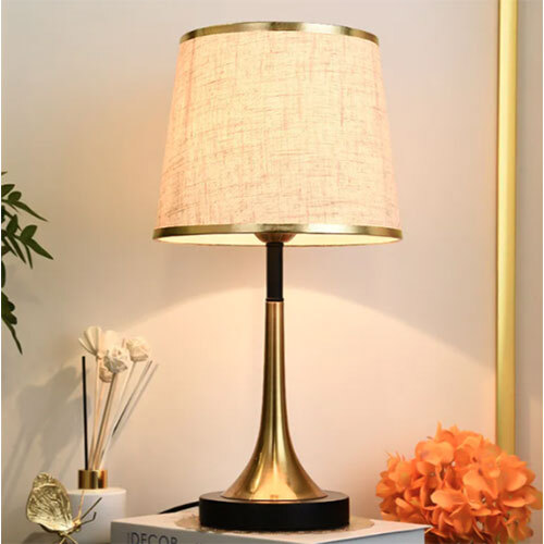 LH-T632-B Metal TABLE LAMP