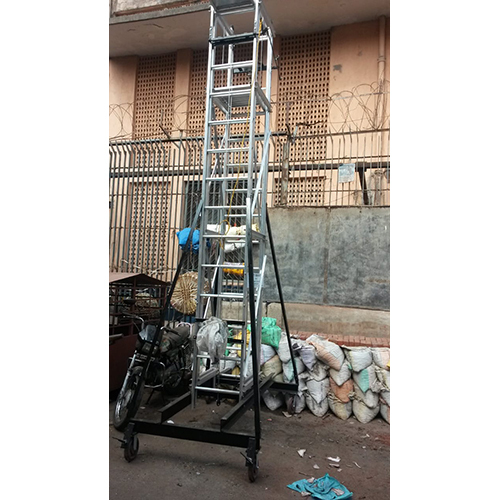 Telescopic Tower Ladder - Material: Stainless Steel