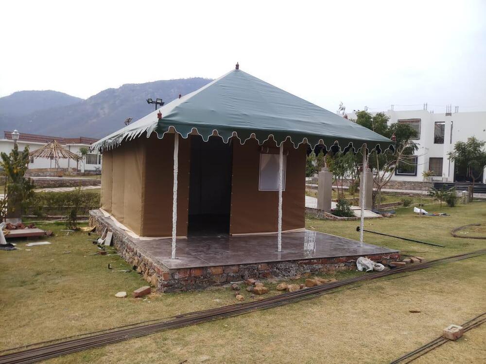 Customized Tents - High-quality Polyester, Various Sizes Available, Multiple Color Options - Double Layer For Enhanced Durability, Custom Design Capability