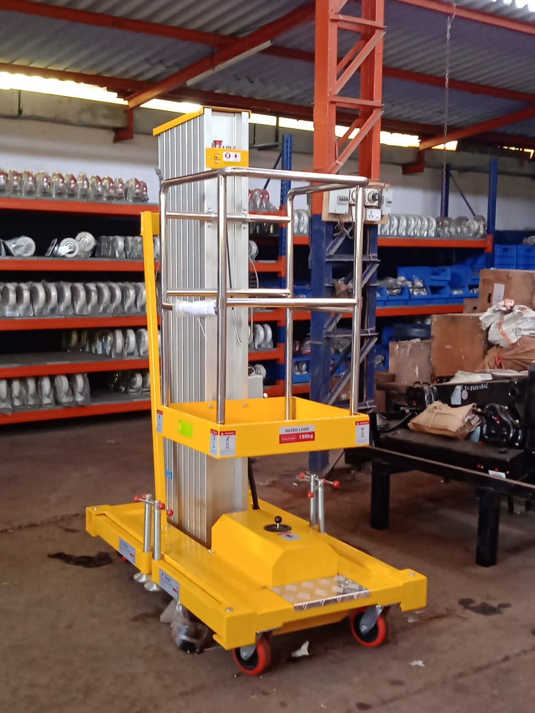 Single Mast Aerial Work Platform - Attributes: Strong
