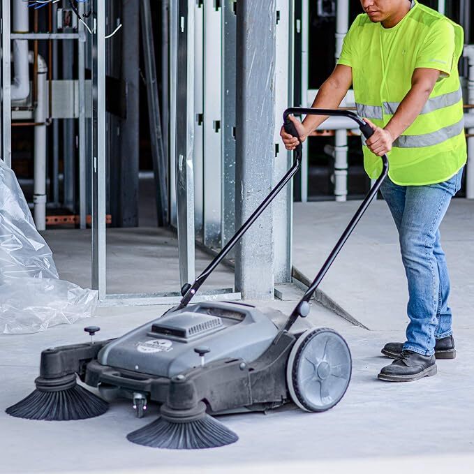 MANUAL SWEEPER