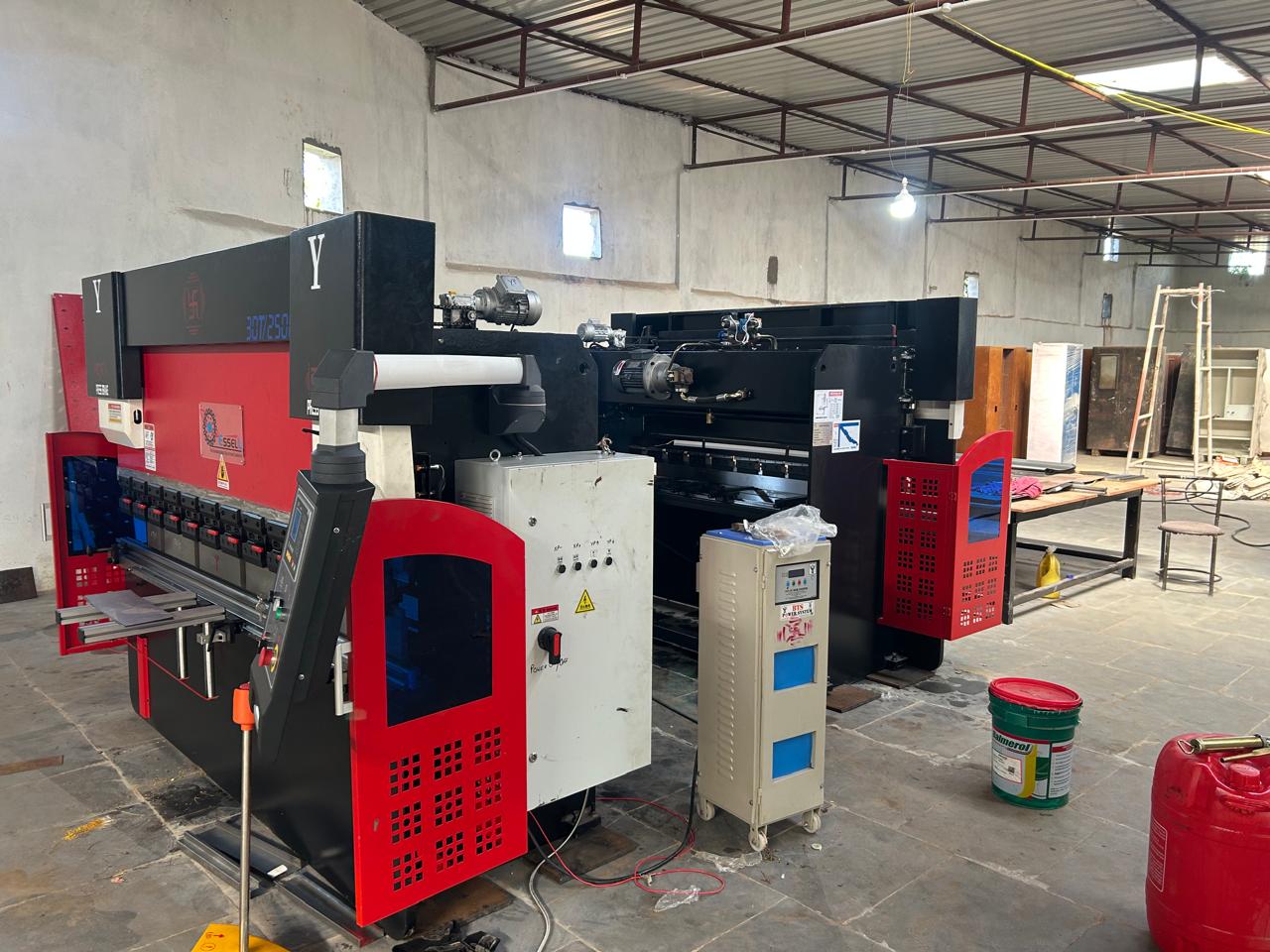 7.5 Mild Steel Cnc Bending Machine, 280 V, Automation Grade: Automatic - Feature: [
