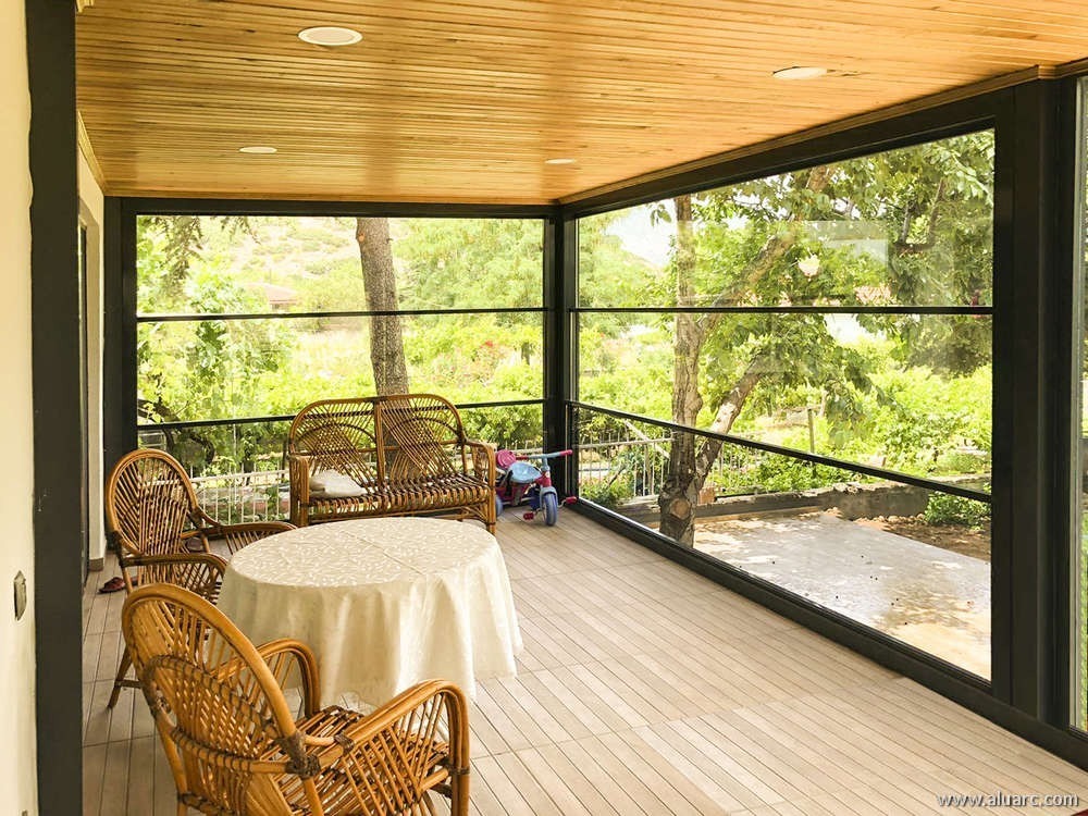 Vertical Glass Sliding