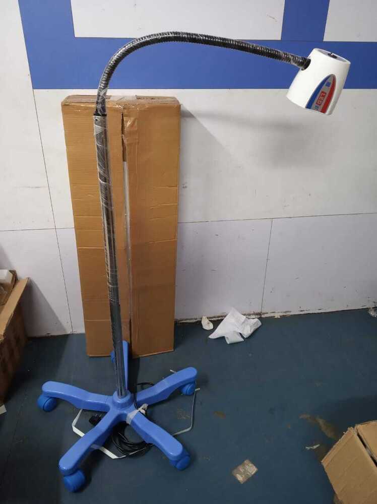 Spotlight - Iron, 900x5.50x900 Mm, White | High-intensity Medical Illumination, Adjustable Beam Control, Portable Design, Energy-efficient Led Technology