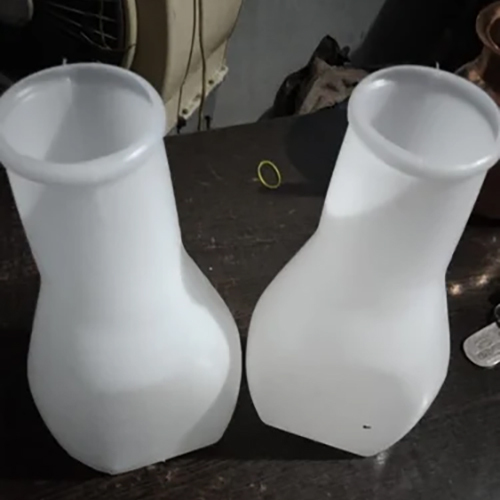 Ceramic Urinal Pot - Color: White