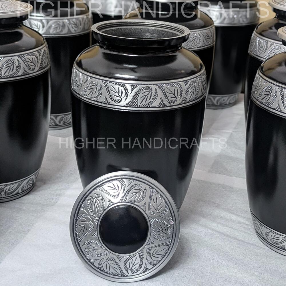 Classic Metal  Memorial Adult Cremation Urn for Ashes Black Funeral Urns Wholesale Supplies