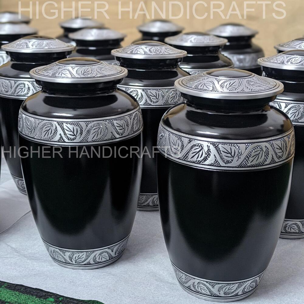 Classic Metal  Memorial Adult Cremation Urn for Ashes Black Funeral Urns Wholesale Supplies