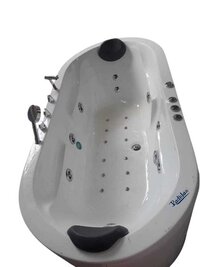 Rbs 005a Jacuzzi Bathtub - Color: As Per Requirement