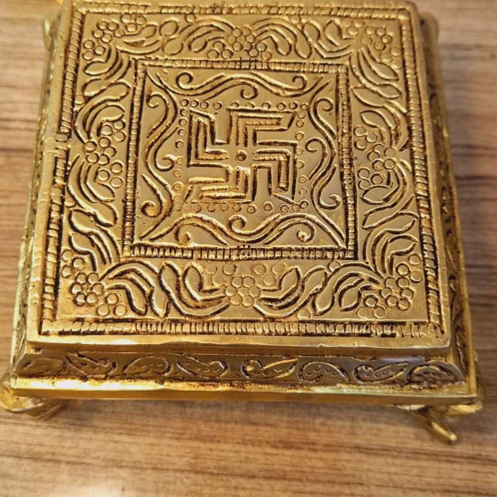 Aakrati Beautiful Brass Yellow Finish Brass Chowki - Shape: As Shown In Figure