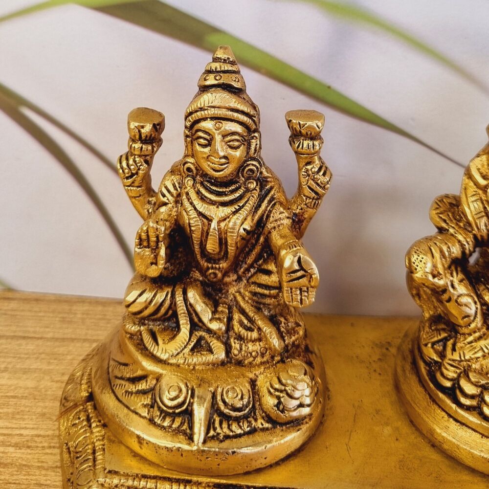 Aakrati Money Lord Kuber And Lakshmi Statue Decorative Showpiece - 10 Cm (Brass, Yellow) - Color: Yellow