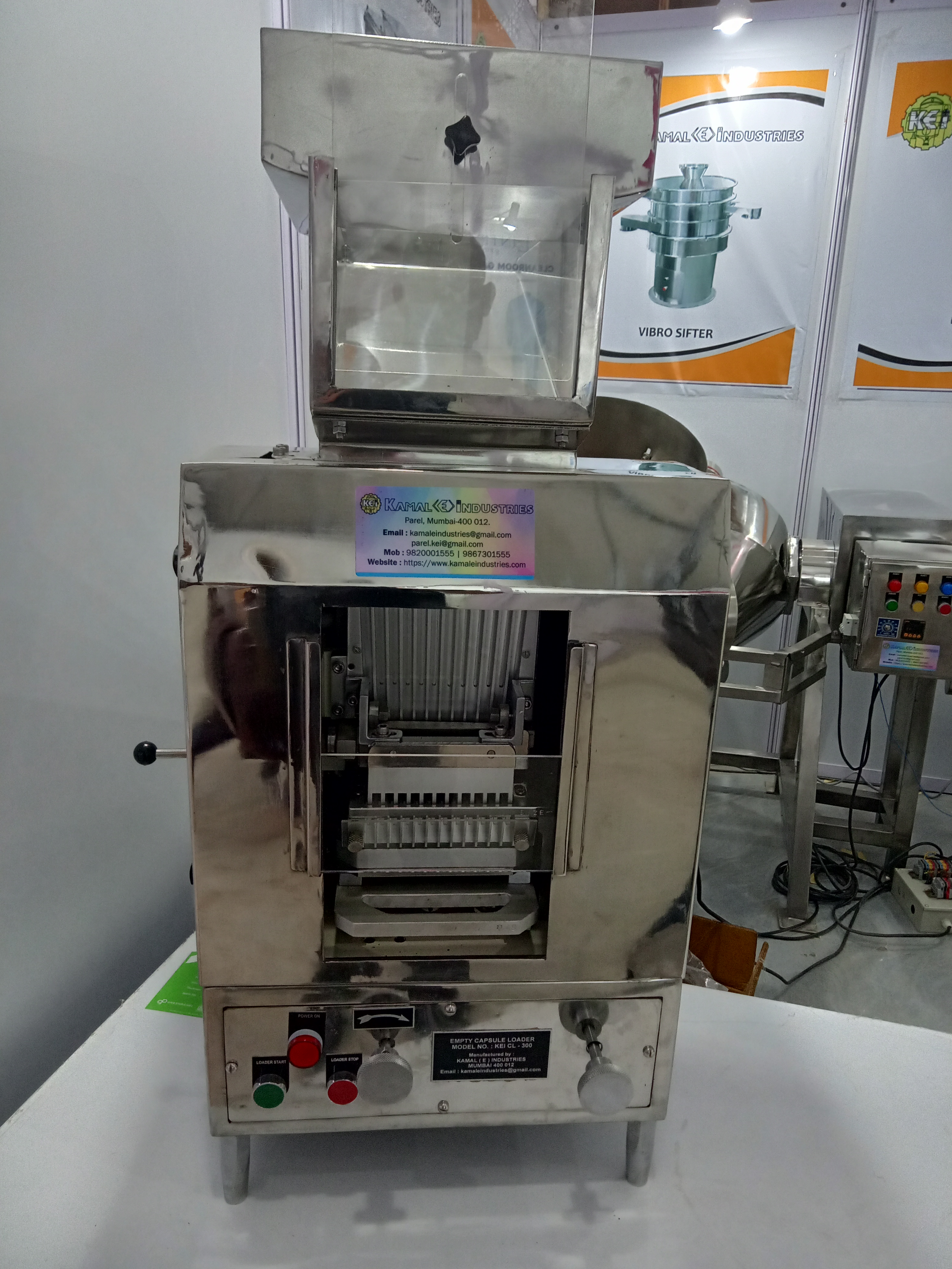 Kamal Capsule Loader - Color: Silver