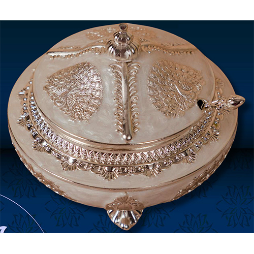 Sliver Plated White Peacock Metal Candy Box - Surface Finish: Polished