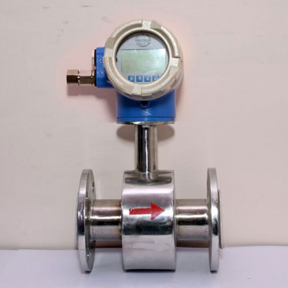 SS Electromagnetic Flow Meter - High-Grade Stainless Steel, Various Sizes Available , Sleek Silver Finish for Industrial Applications