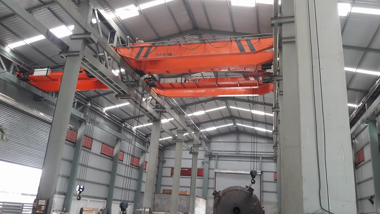 10 Ton Dg Eot Crane - Color: Golden Yellow