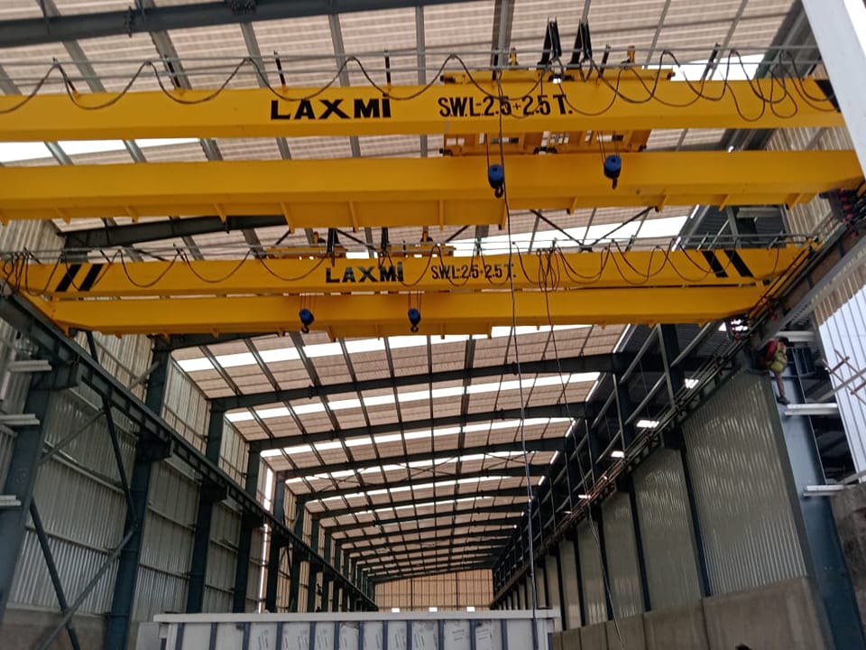 Material Handling Eot Crane - Electric Powered, New Condition | Reliable Heavy-duty Lifting Solution
