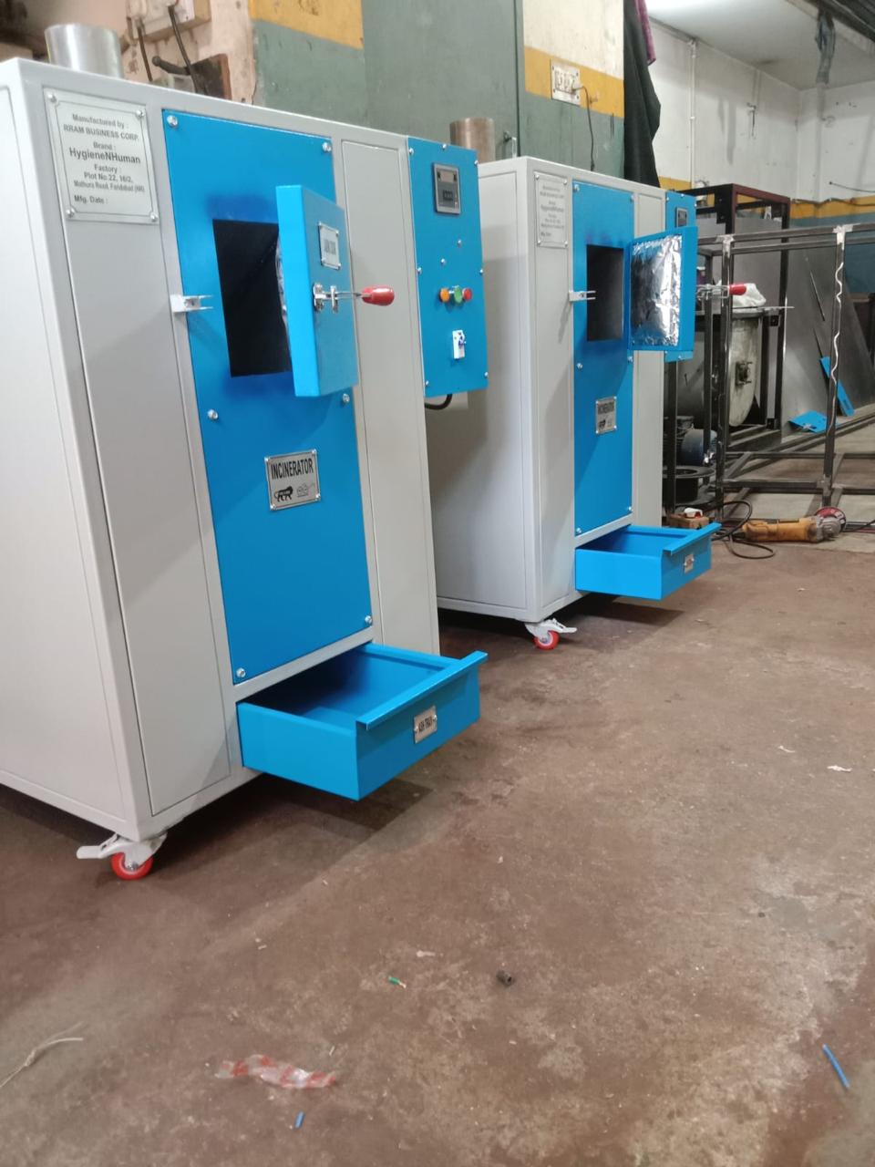 Solid Waste Incinerator Machine - Mild Steel, Standard Size | High Pressure Psi, Designed For Industrial Waste Management