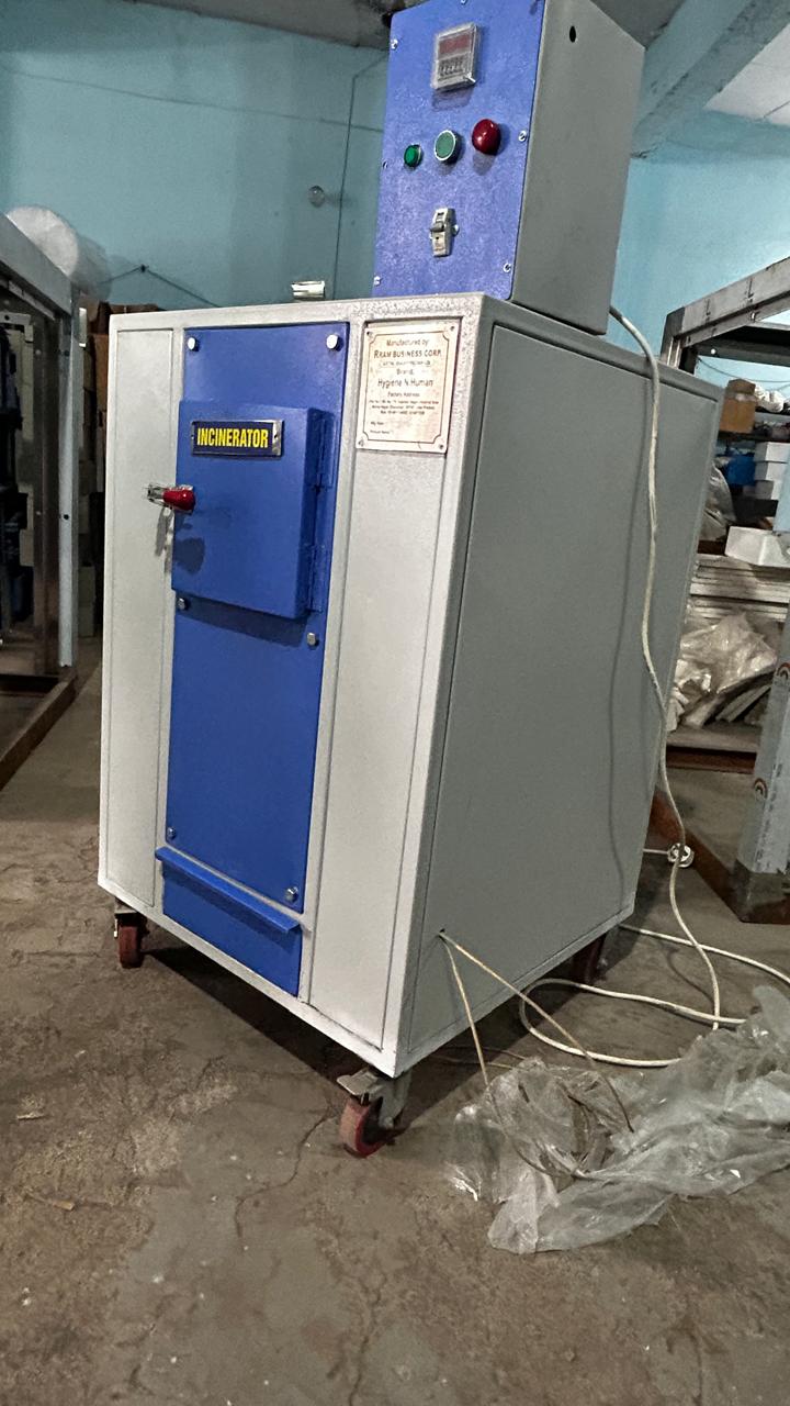 Solid Waste Incinerator Machine - Mild Steel, Standard Size | High Pressure Psi, Designed For Industrial Waste Management