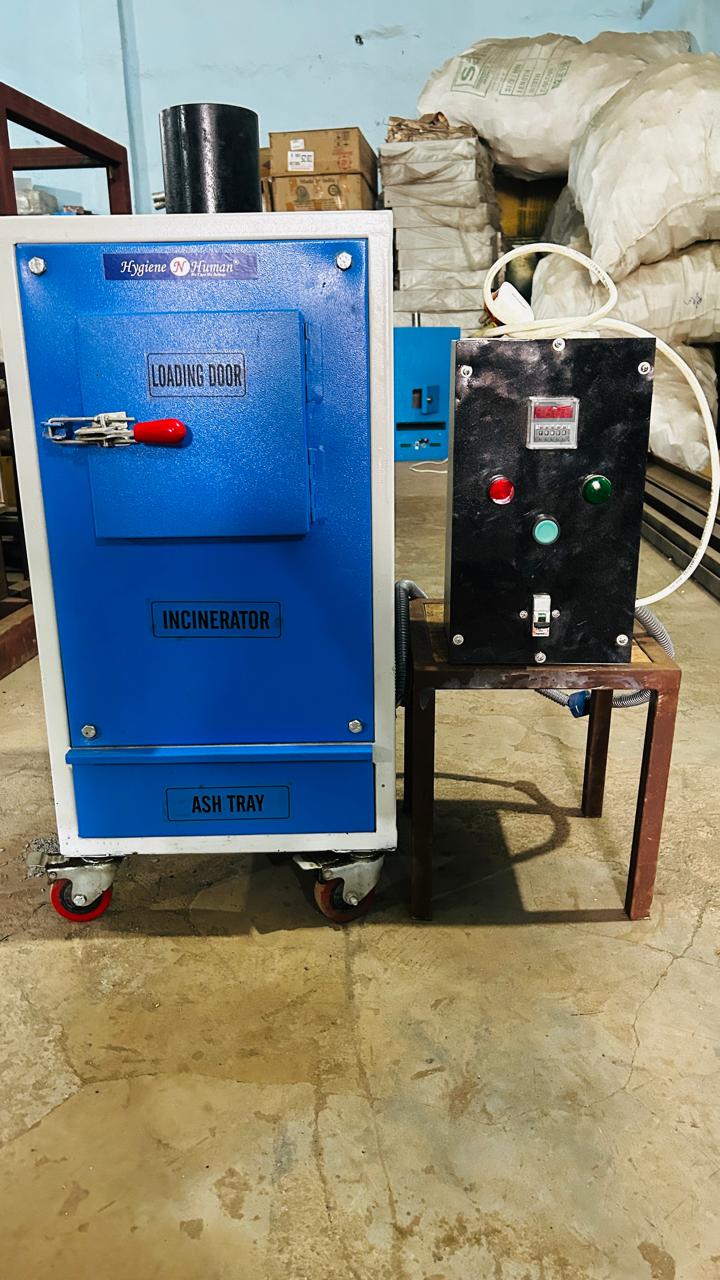 Solid Waste Incinerator Machine - Mild Steel, Standard Size | Suitable For Industrial Waste Management, Efficiently Treats Hazardous Pollutants