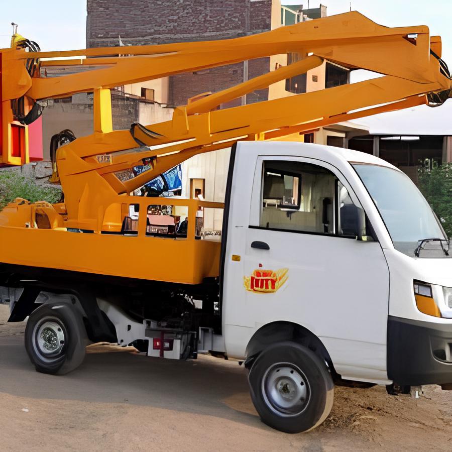 Sky Lift 7 Mtr 2 Boom Lift - Capacity: 150 Kg