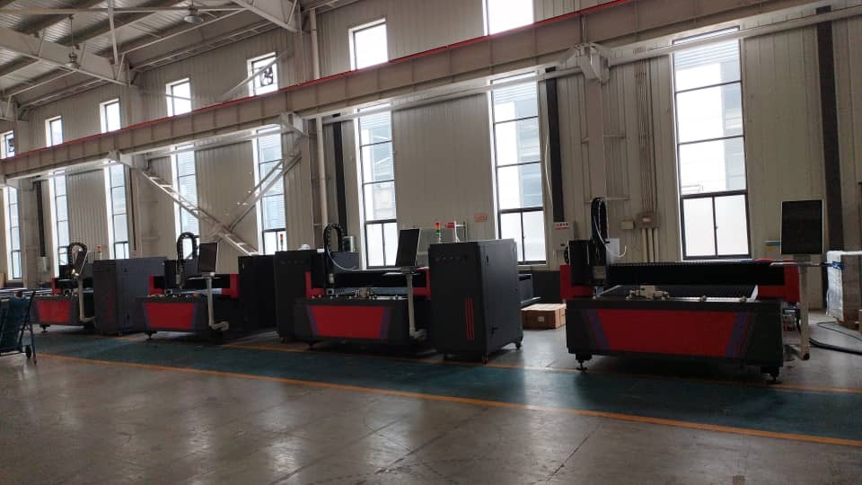 ULTRA S3015 Fiber Laser Metal Cutting Machine