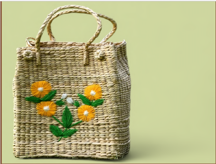 Kauna Embroidered Bag With Lock - Color: Natural