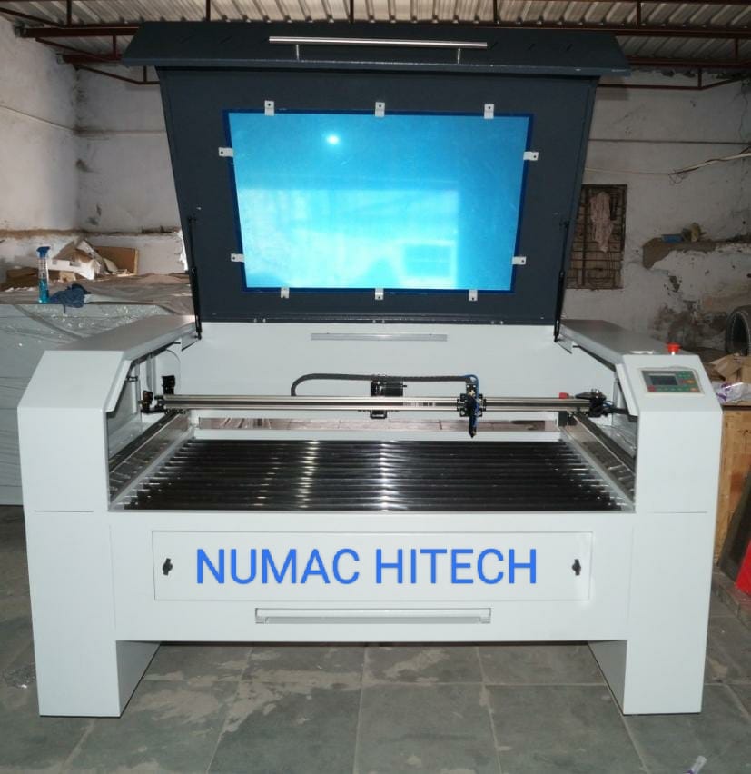 Co2 Laser Cutting & Engraving Machine - Feature: ]