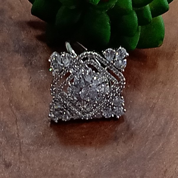 Cubic Zirconia FINGER RING