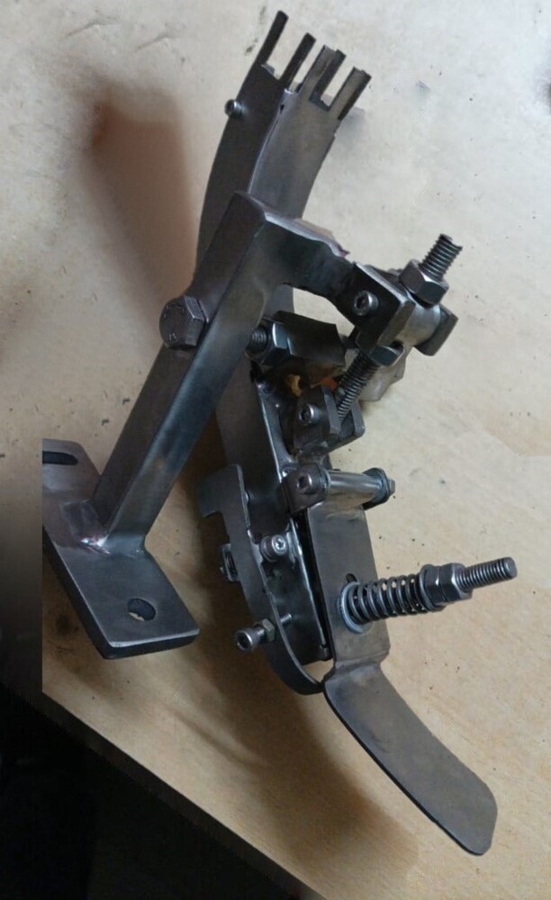 Cap Chute - Dimension (L*w*h): Customizable Based On Production Line Size Meter (M)