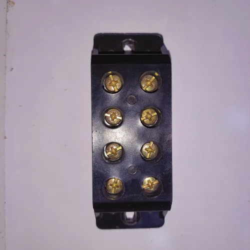 Close Type Bakelite Power Strip - 60 Amp, 4 Way, IP55 Protection, 500 DC Volt, 50 MHz, Sleek Black Design