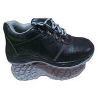 Leather Safety Shoes - Leather Upper, Size 8, Black Color | Pvc Outsole, Plain Pattern, Ideal For Summer And Winter Wear, Men's Design