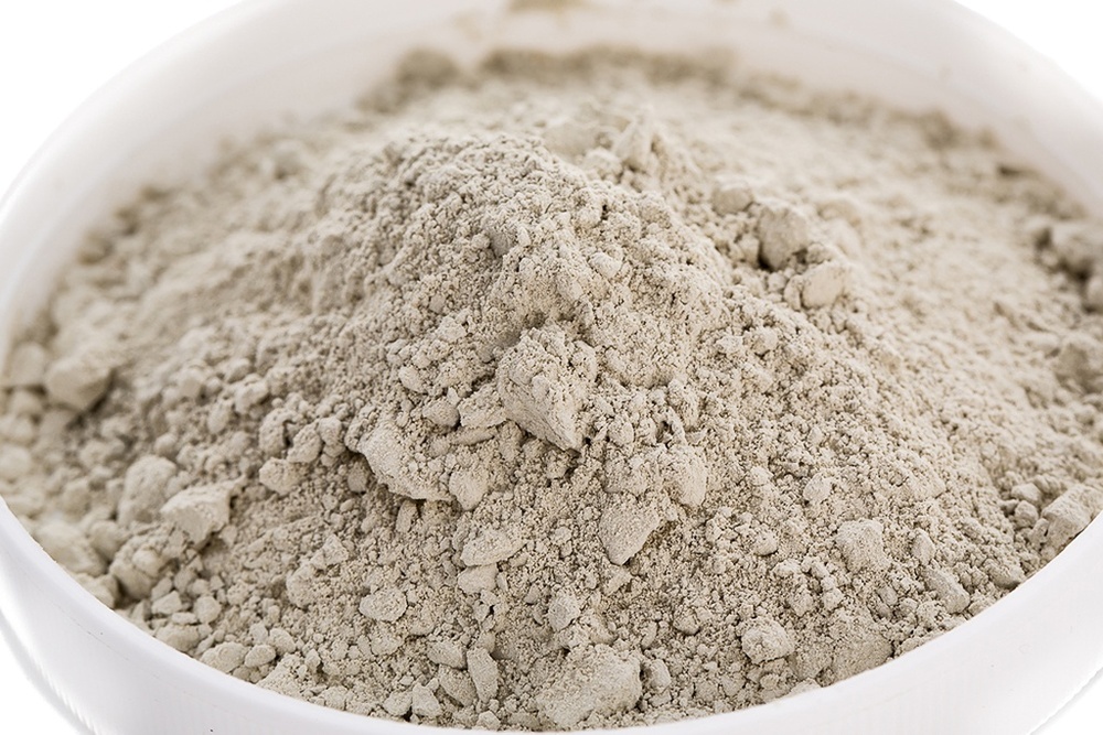 Bentonite clay