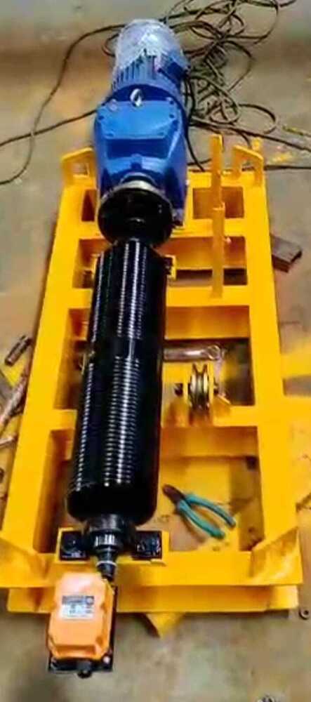High Performance Electric Winch - Capacity: 1000 Kg