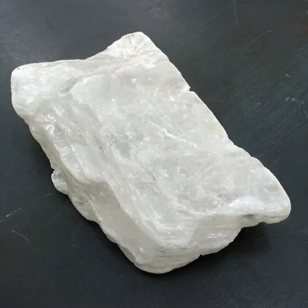 Calcium Sulphate crystalline lumps (Godanti)