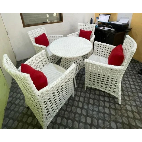 FLYING ARROW PATIO SEATING WHITE 4 CHAIR AND 1 TABLE