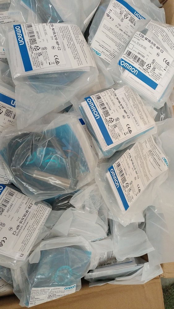 OMRON PROXIMITY SENSOR 10 TO 30VDC, E2B-M18LN16-WP-C2 2M