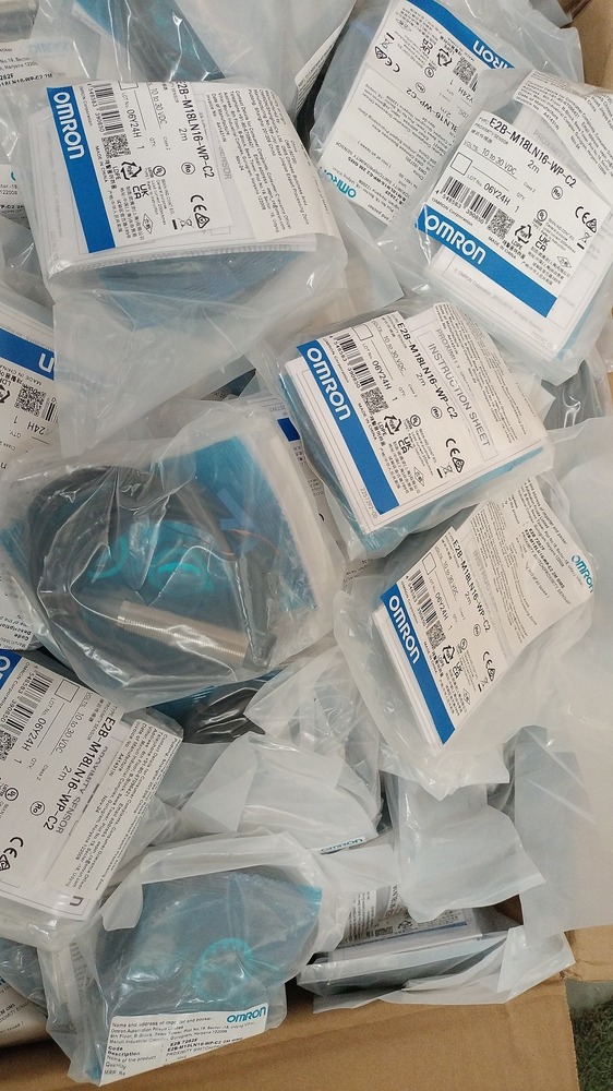 Omron Proximity Sensor 10 To 30vdc, E2b-m18ln16-wp-c2 2m