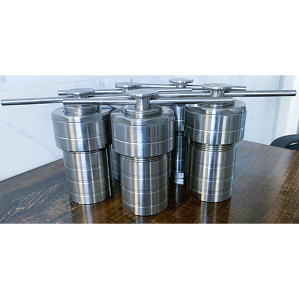 Hydrothermal Autoclave Reactor - Chamber Size: As Per Requirement